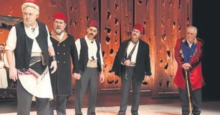 ‘Tatar Ramazan’ tiyatro sahnesinde