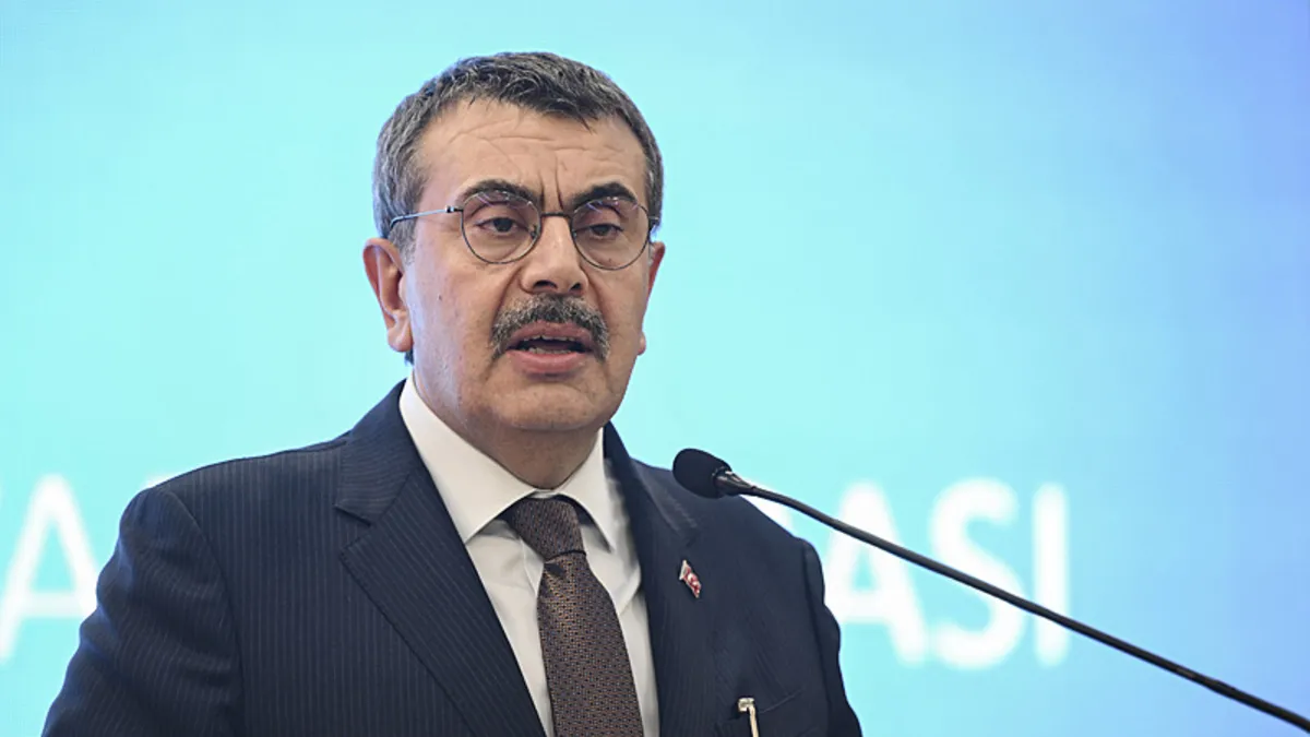 Milli Eğitim Bakanı Yusuf Tekin: Ulusal birlik ve beraberliğimize sahip çıkma arzumuzu kararlılıkla ortaya koyacağız