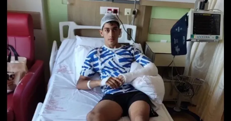 Üsküdar’da ehliyetsiz sürücü karşıdan karşıya geçmeye çalışan gence çarptı: Sürücü gözaltına alındı