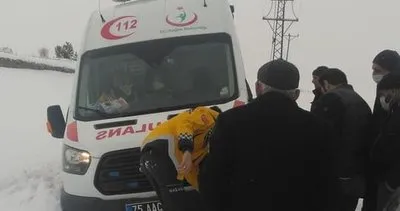 Yoldan düşen 112 ambulansını köylüler kurtardı #ardahan