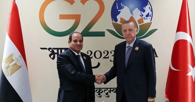 12 yıl aradan sonra ilk ziyaret! Başkan Erdoğan Mısır’a gitti