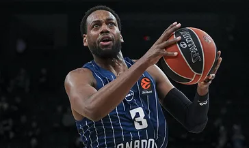 Anadolu Efes, Valencia Basket’i eli boş gönderdi