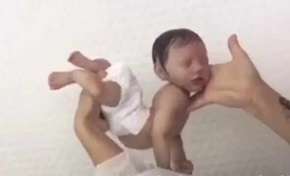Asla sandığınız gibi değil! Bu bebekler bir başka...