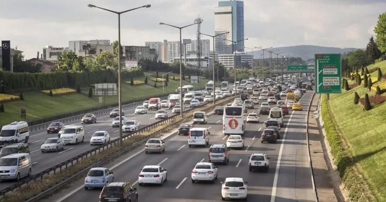 TRAFİK DURUMU CANLI HARİTA || Bayramın 3. gününde yollar nasıl? İşte 11 Temmuz trafik yoğunluğu yol durumu haritası