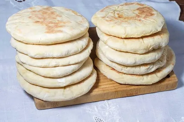 kahvalti-sofralarini-solene-ceviren-tarifler-bir-yapan-surekli-yapmak-istiyor-1779341578166.jpeg