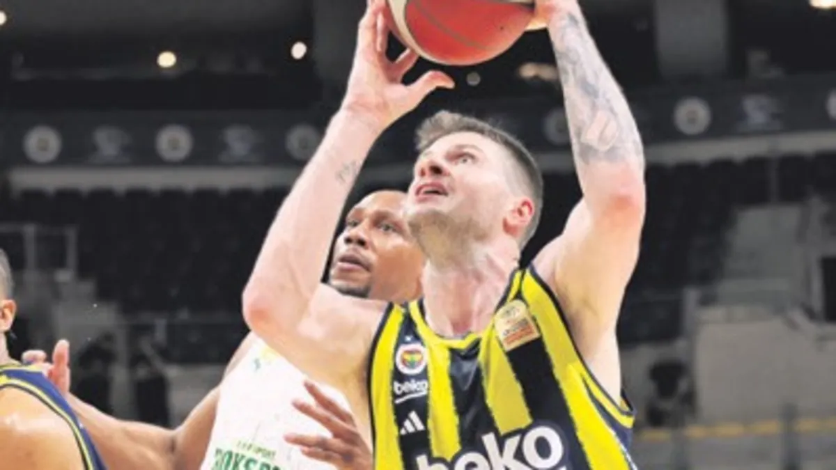 Efes ve Fenerbahçe Play-Off'ta 1-0 Öne Geçti