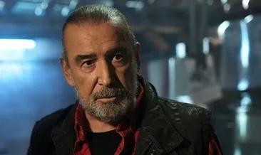 İzleyici Yalnız Kurt’u bağrına bastı