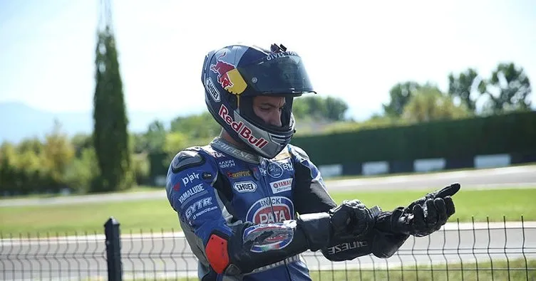 Milli motosikletçi Toprak Razgatlıoğlu, İspanya’daki 3. oldu