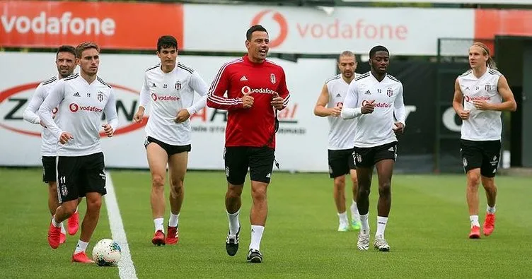 Beşiktaş Fenerbahçe mesaisine başladı