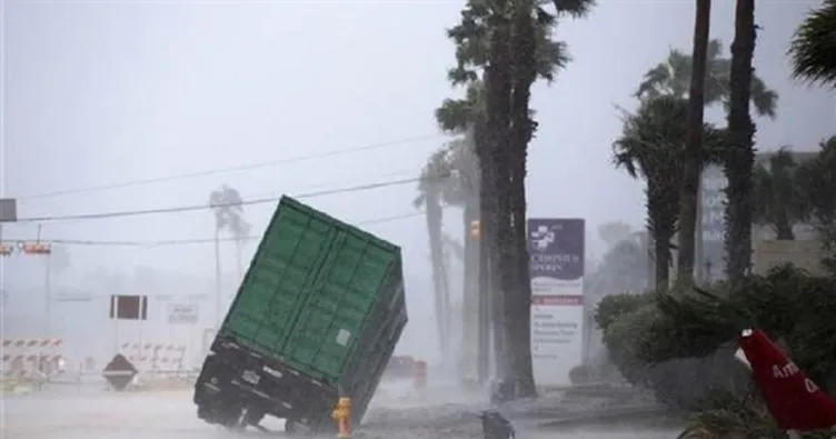 ABD’deki Harvey Kasırgası’nda en az 5 kişi öldü