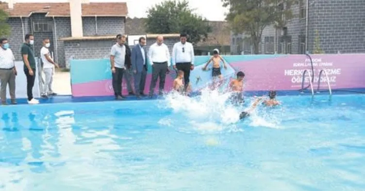 Teröristler patlayıcı ile tahrip edip yaktı, devlet bahçesine havuz yaptı