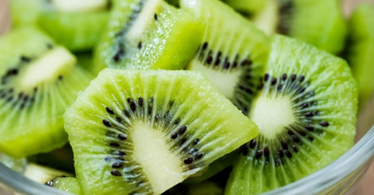 kivinin faydalari nelerdir kivi neye iyi gelir kalorisi ve besin degeri nedir saglik haberleri