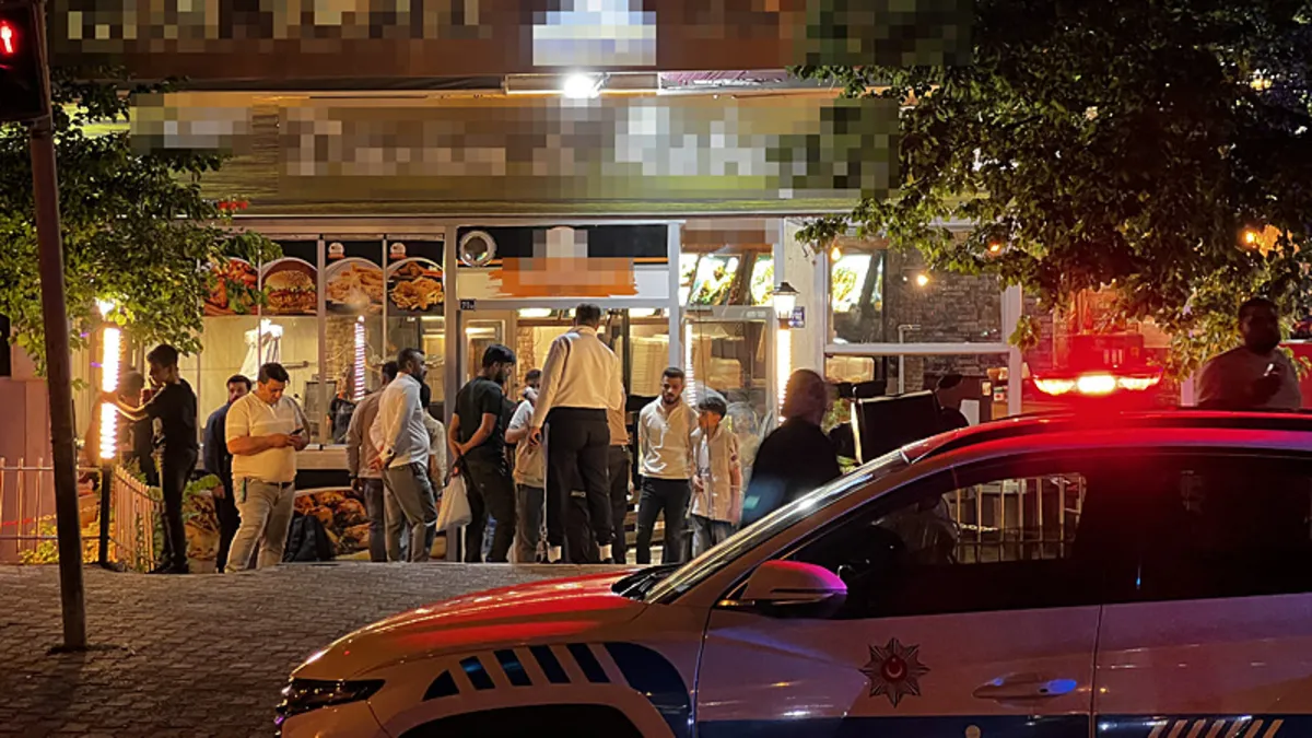 Kayseri’de döner bıçaklı kavgada 2 kişi yaralandı Kayseri’de döner bıçaklı kavgada 2 kişi yaralandı