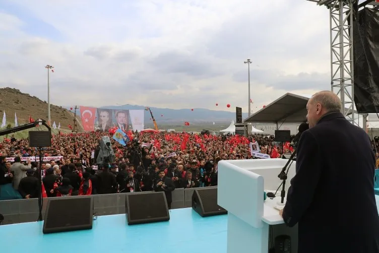 Son dakika! İzmir Ege Otoyolu projesi böyle açıldı! Açılıştan dakikalar önce dikkat çeken detay...