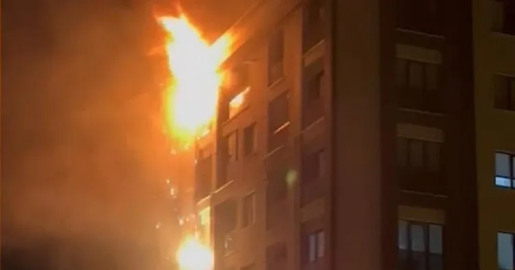 İstanbul’da yangın paniği! 4 kişi hastaneye kaldırıldı