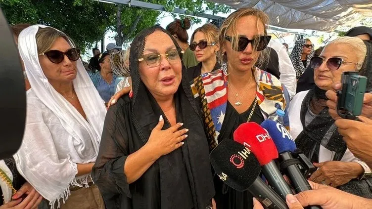 Harun’un gidişiyle yüreği kan ağlıyor... Safiye Soyman oğlunun birinci ölüm yıl dönümünü duygusal satırlarla andı: Ah benim canım oğlum