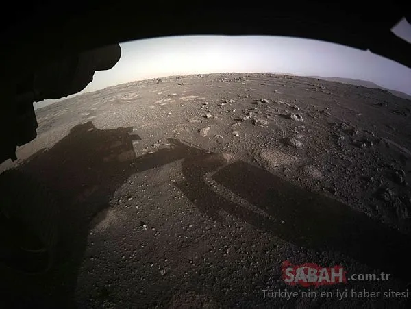 NASA Perseverance’ın fotoğrafını sansürledi! Mars’tan gelen görüntüler daha farklıydı!