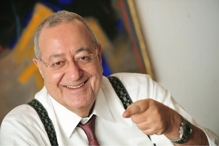 Gazeteciliğin duayen ismi Mehmet Barlas son yolculuğuna uğurlandı