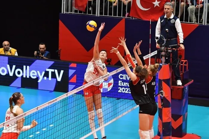 Türkiye Polonya voleybol maçı ne zaman? CEV 2023 Avrupa Şampiyonası Filenin Sultanları Türkiye Polonya voleybol maçı ne zaman, saat kaçta ve hangi kanalda, şifresiz mi?