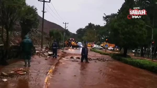 Marmaris’te aşırı yağış derenin istinat duvarını yıktı! Yağmur suları caddeyi göle çevirdi | Video