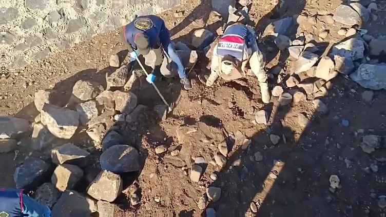 Şanlıurfa’da silah kaçakçılarına operasyon: Bakın silahlar nereden çıktı!