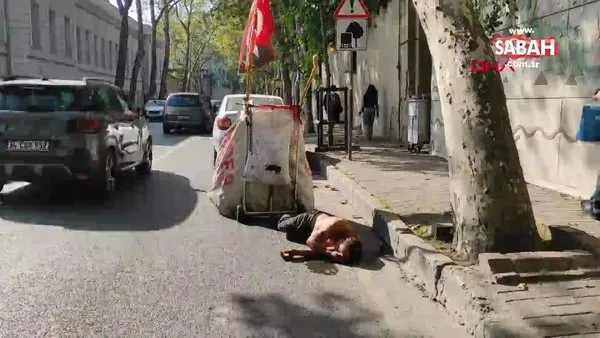 İstanbul Beşiktaş'ta bayılan kağıt toplayıcısı ayılınca sağlıkçılara saldırdı | Video