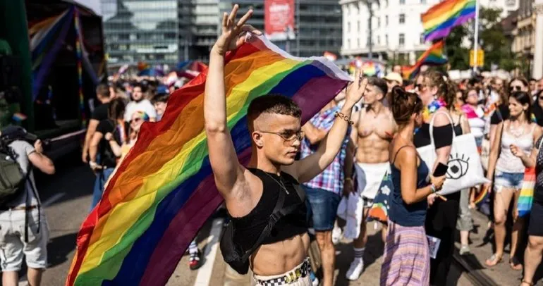 Peru’dan LGBT sapkınlığına karşı flaş hamle! Akıl hastası sayılacaklar