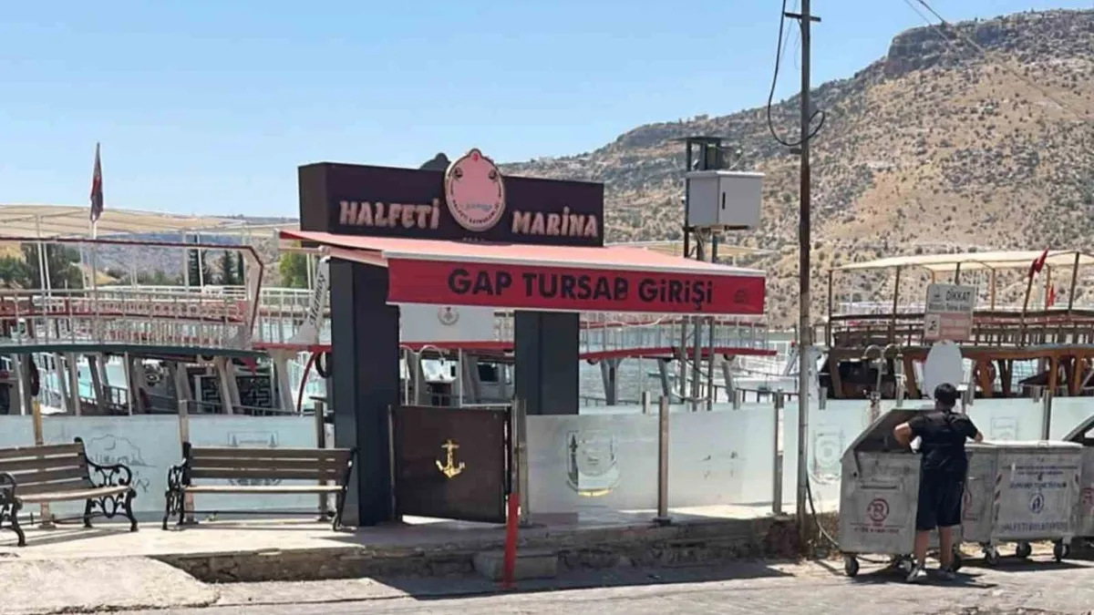 Tekne ücreti tartışmasında kan aktı: 1’i ağır, 3 yaralı! Tekne ücreti tartışmasında kan aktı: 1’i ağır, 3 yaralı!