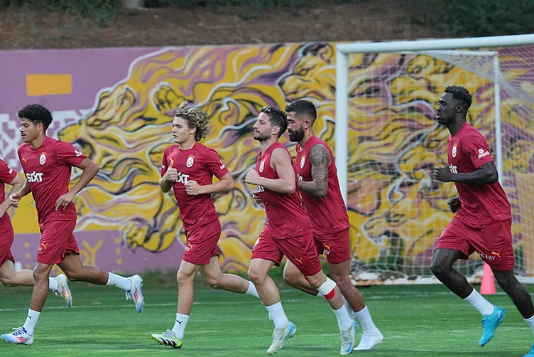 SON DAKİKA GALATASARAY HABERLERİ: Cimbom’dan Fenerbahçe’ye Kostic misillemesi! İki yıldız gelmek istemedi