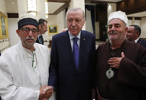 son-dakika-baskan-erdogan-muharrem-orucu-iftar-programinda-konustu-kerbelanin-acisi-hala-yuregimizde-1782380233568.jpg