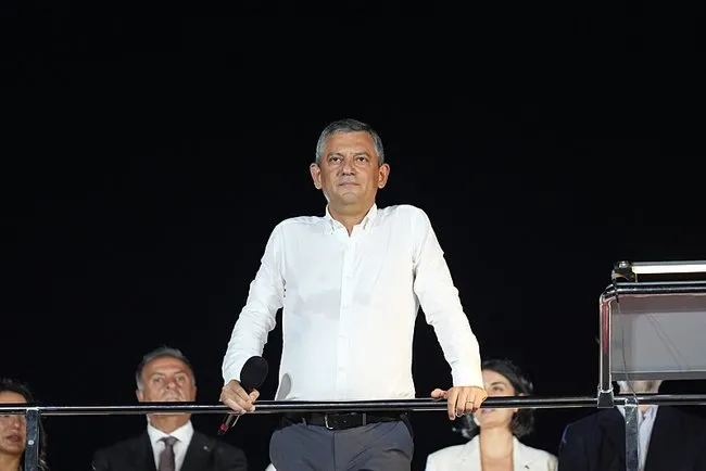 AK Parti’den CHP Genel Başkanı Özgür Özel’in asılsız iddialarına sert cevap: Özel siyasi çırpınış içerisinde!
