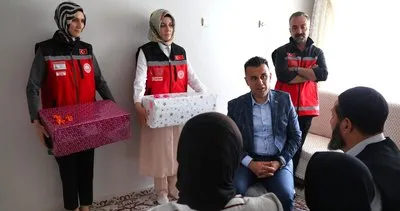 200 çocuğa bayramlık dağıtıldı #erzurum