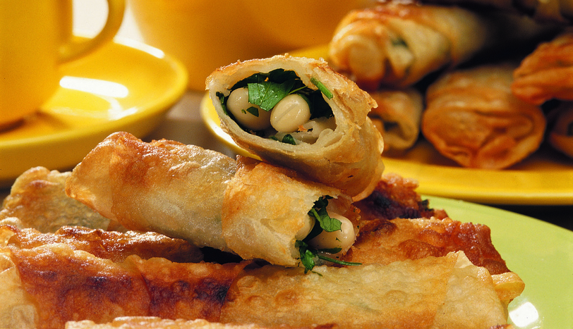 Kuru Fasulyeli Börek Tarifi BöreklerÇörekler ve Poğaçalar Sofra