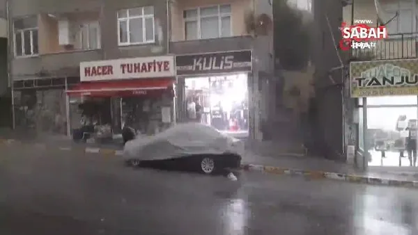 Kocaeli’de yağış sonrası caddeler böyle dereye döndü | Video