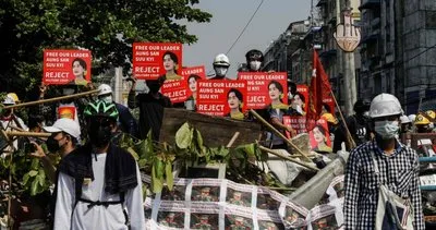 Myanmar’da sokaklar savaş alanına döndü! Onlarca gösterici hayatını kaybetti