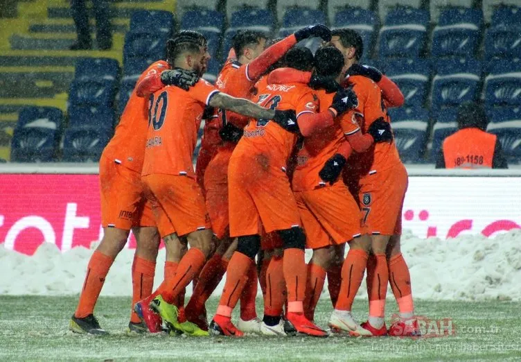 Medipol Başakşehir-Bursaspor maçından kareler