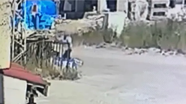 sivasta-baltali-saldirgan-uc-kisiyi-agir-yaraladi-1780948596598.jpg