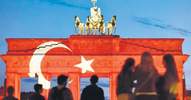 Göçmenlerin farkına vardılar