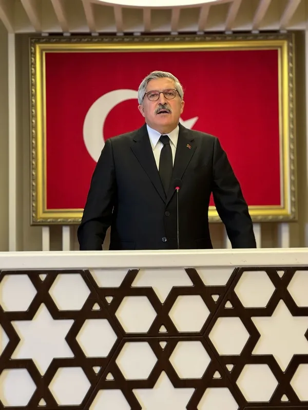 360-vekili-nasil-bulacaksiniz-tartismasina-ak-partiden-carpici-yanit-secim-2027de-adayimiz-erdogan-1740927651729.jpeg