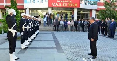 Vali Buhara göreve başladı