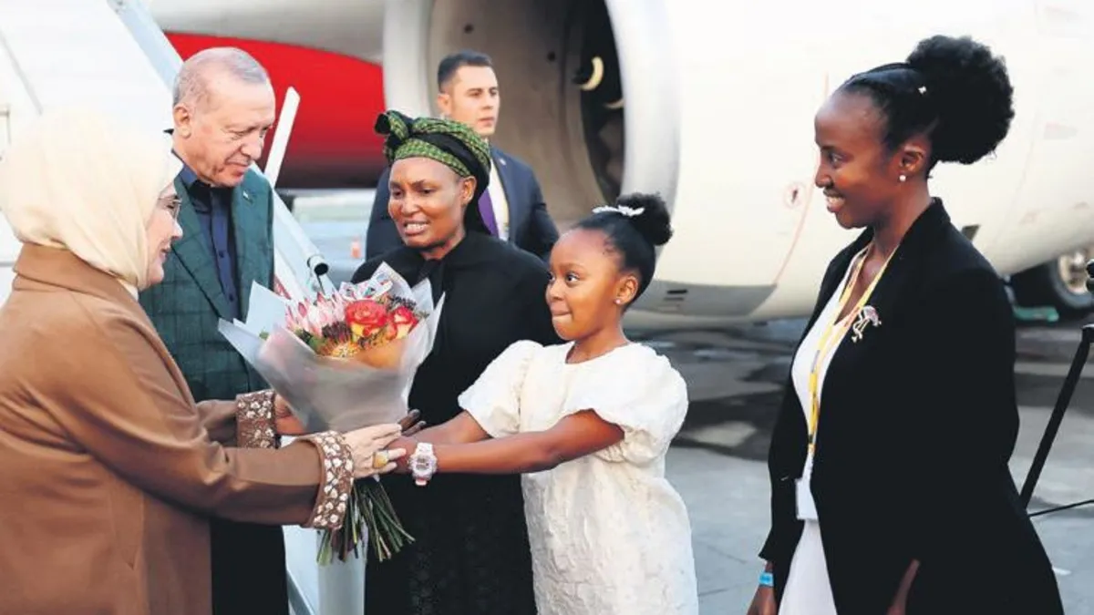 Erdoğan, G20 liderler zirvesi için Güney Afrika’da Erdoğan, G20 liderler zirvesi için Güney Afrika’da