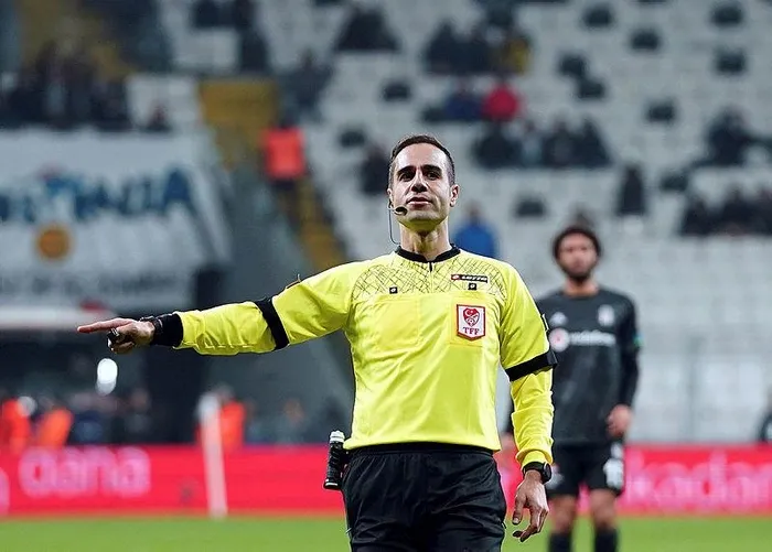 fatih-karagumruk-galatasaray-macinin-vari-serkan-tokat-oldu-1666954563762.jpeg