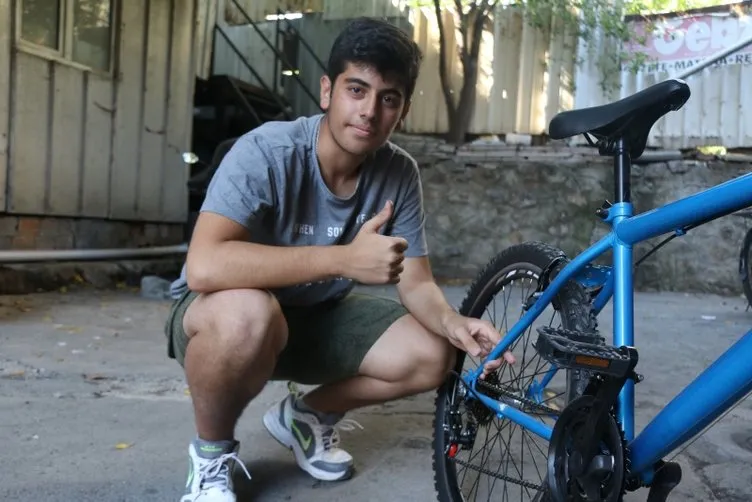 Kuzeniyle iddiaya girdi, CİMER’den istediği bisiklet kapısına geldi