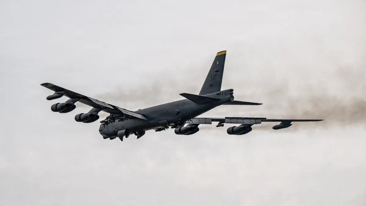 ABD duyurdu: B-52 bombardıman uçağı düştü!
