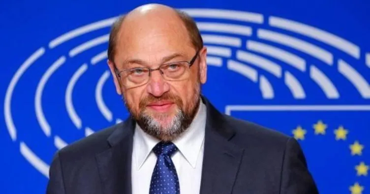 Schulz dışişleri bakanı olmaktan vazgeçti