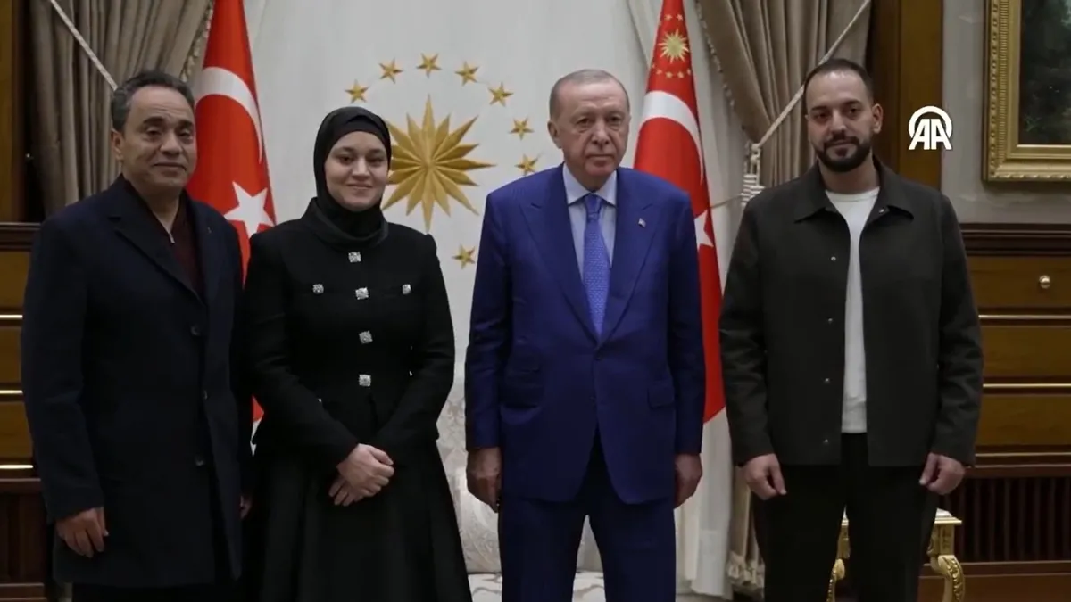 Cumhurbaşkanlığı Külliyesi'nde anlamlı görüşme: Başkan Erdoğan, Filistinli aileyi kabul etti
