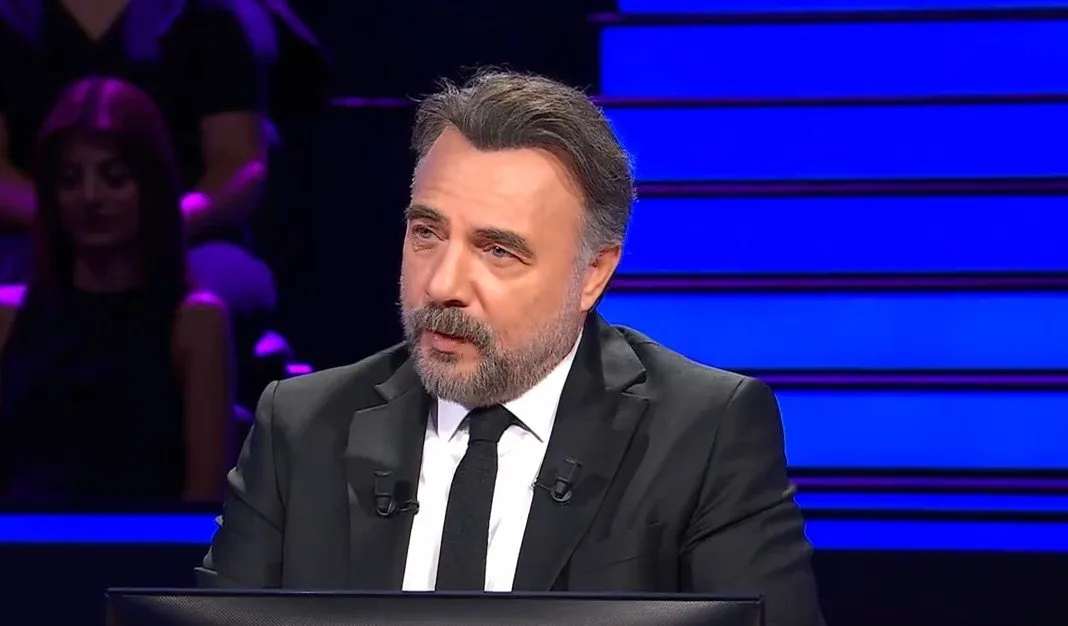Hangisi "En İyi Film", "En İyi Yönetmen", "En İyi Erkek Oyuncu", "En İyi Kadın Oyuncu", "En İyi Senaryo" Oscar ödüllerini kazanmış bir filmdir?