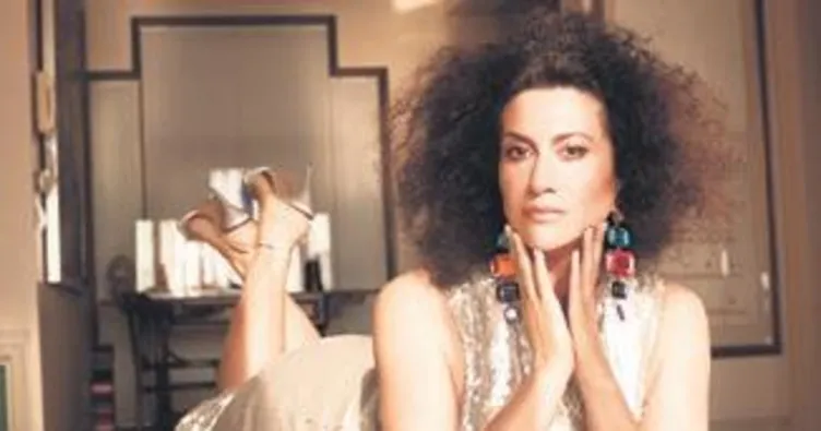 Selen’den eğlenceli şarkı