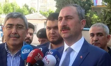 Adalet Bakanı Gül: Şu an için hiçbir olumsuz durum yok