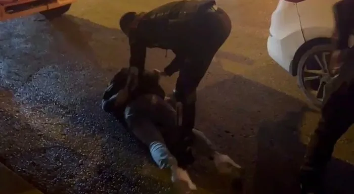 Polis kılığına giren dolandırıcılara operasyon: ’Plan Fanus’ devrede! 250 bin dolarlık parola ’Kale-Sancak’